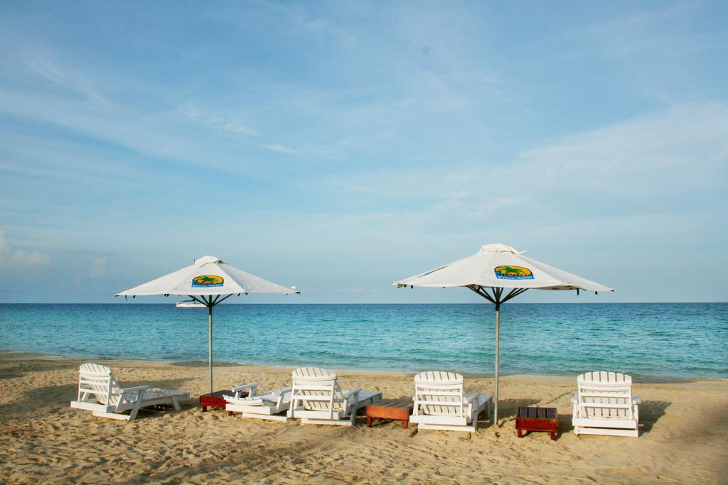 Arenas Beach Hotel 玉米岛 外观 照片