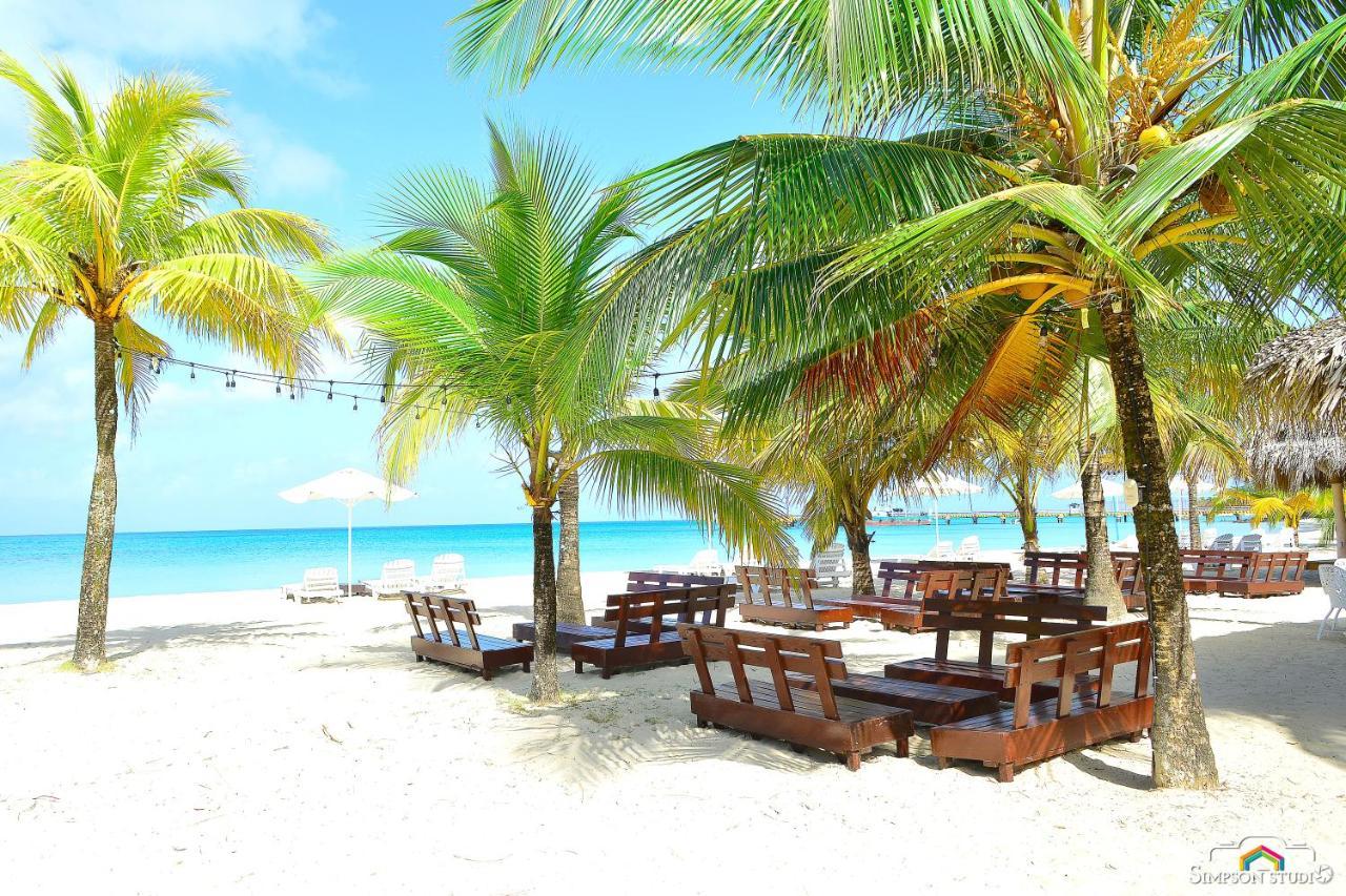 Arenas Beach Hotel 玉米岛 外观 照片